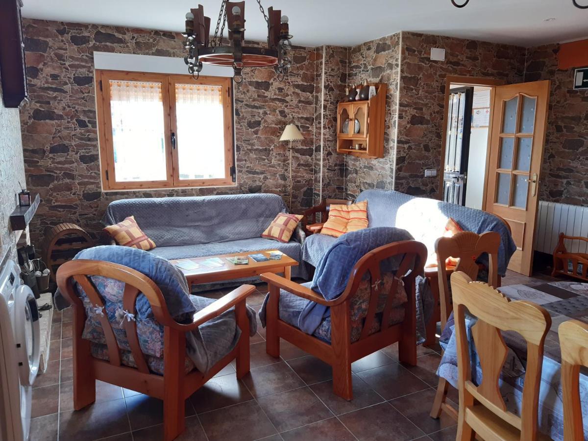 Casa Rural Mi Descanso Valdefuentes de Sangusín Buitenkant foto