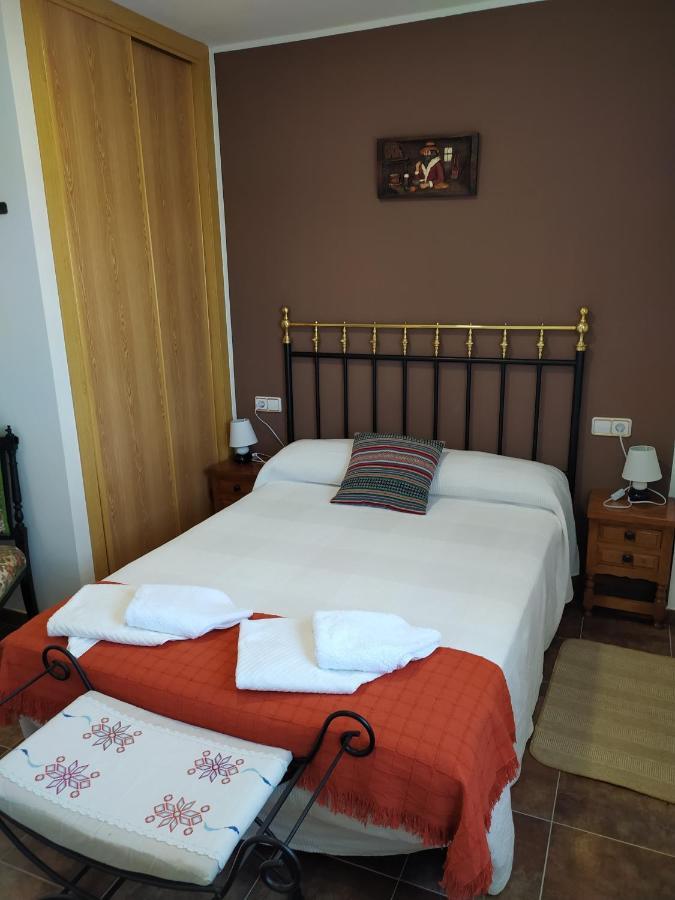 Casa Rural Mi Descanso Valdefuentes de Sangusín Buitenkant foto