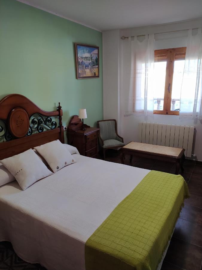 Casa Rural Mi Descanso Valdefuentes de Sangusín Buitenkant foto