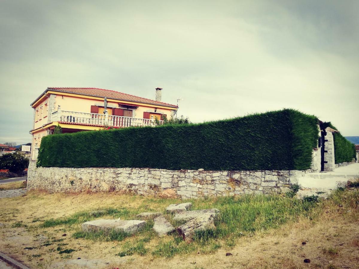 Casa Rural Mi Descanso Valdefuentes de Sangusín Buitenkant foto